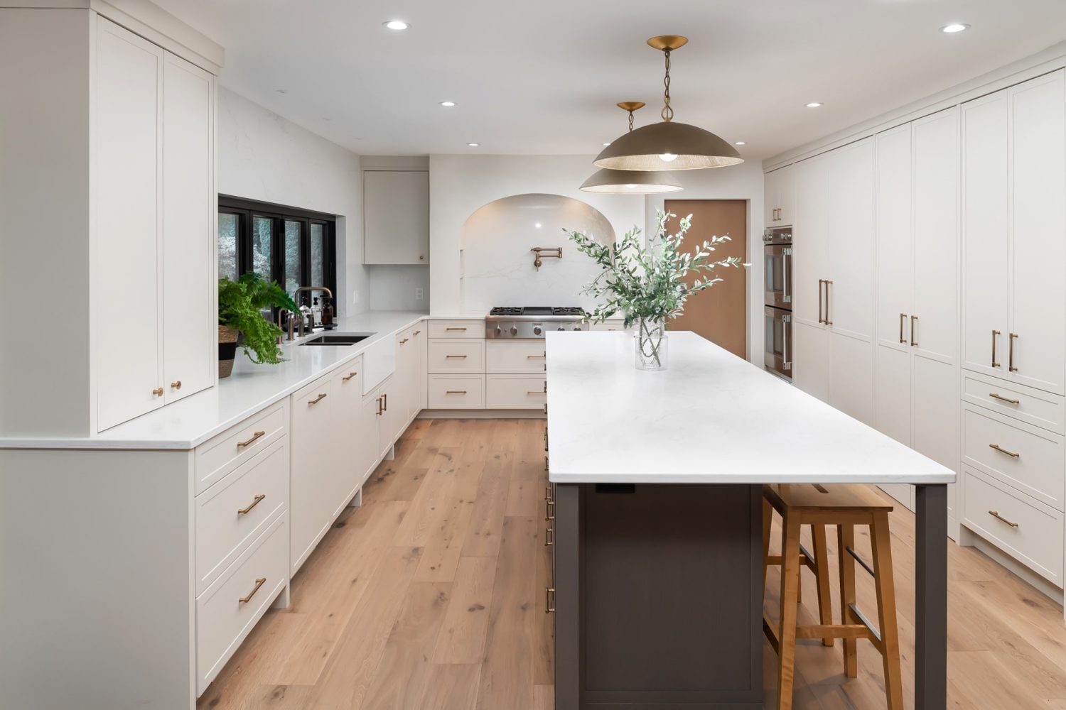 Marble countertop island and kitchen by Alderidge Construction